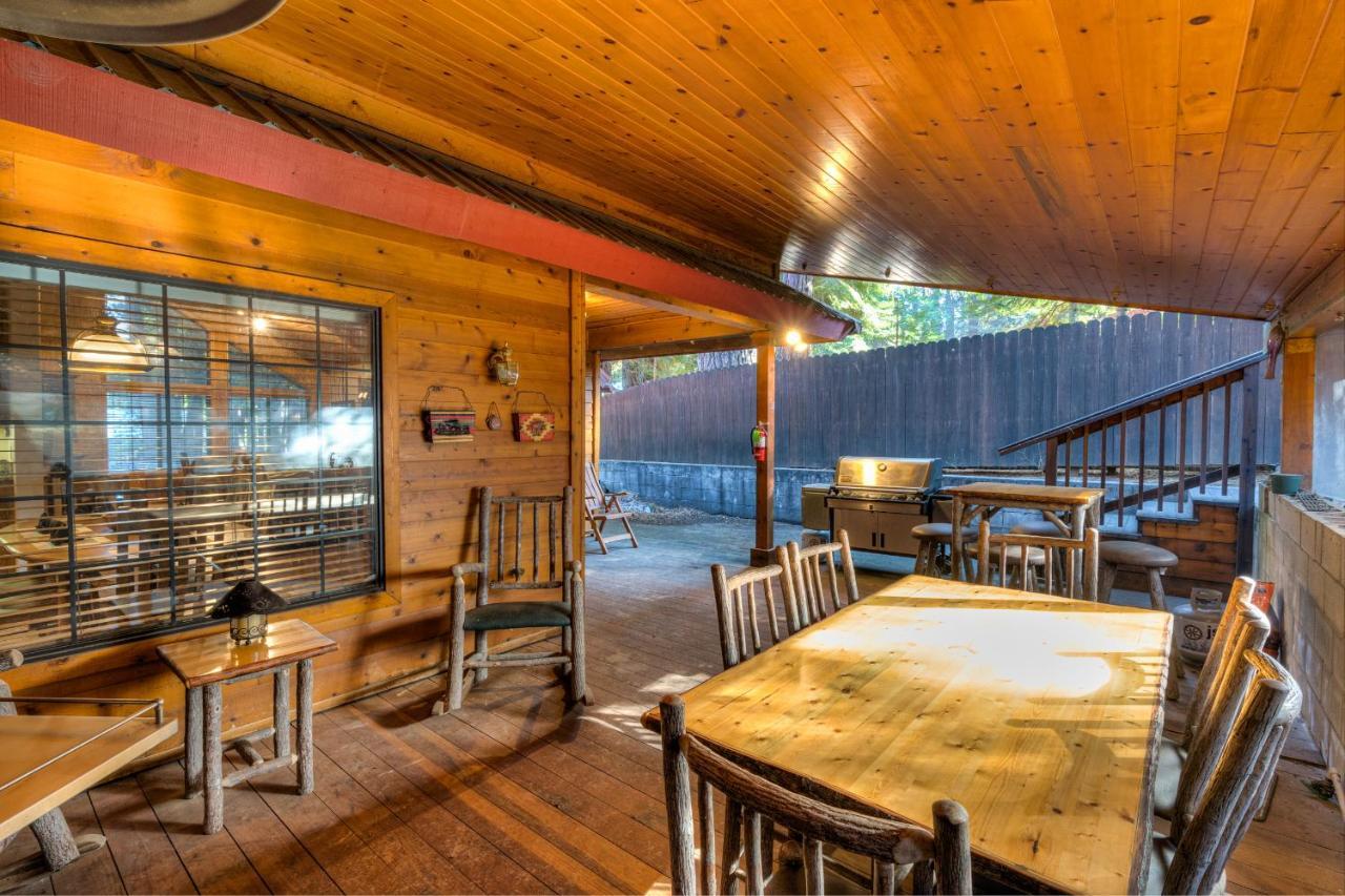 פיש קאמפ Rock Front Lodge מראה חיצוני תמונה