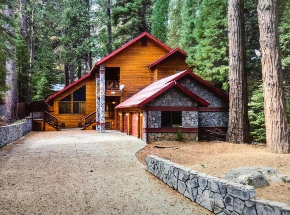 פיש קאמפ Rock Front Lodge מראה חיצוני תמונה