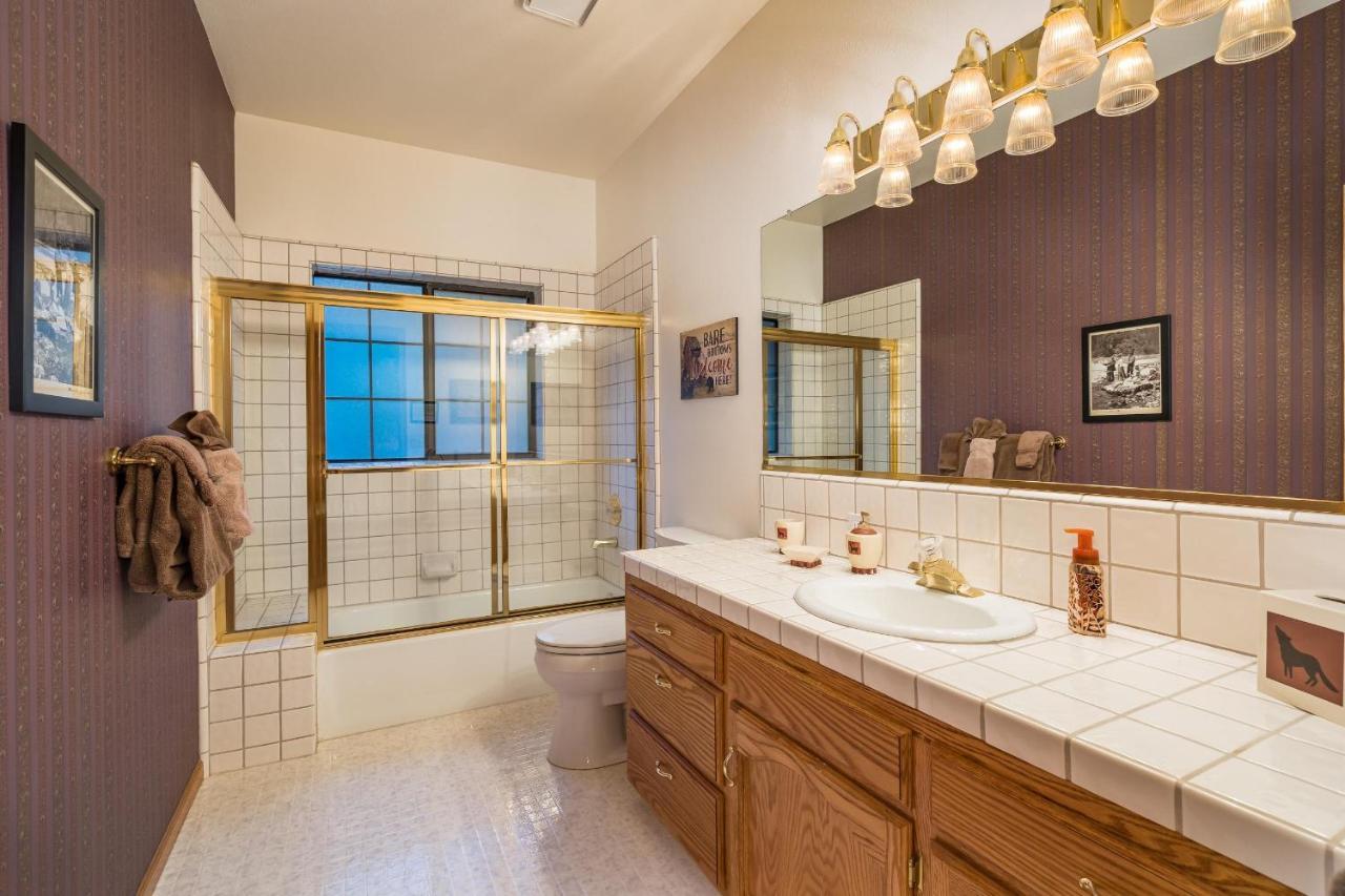 פיש קאמפ Rock Front Lodge מראה חיצוני תמונה
