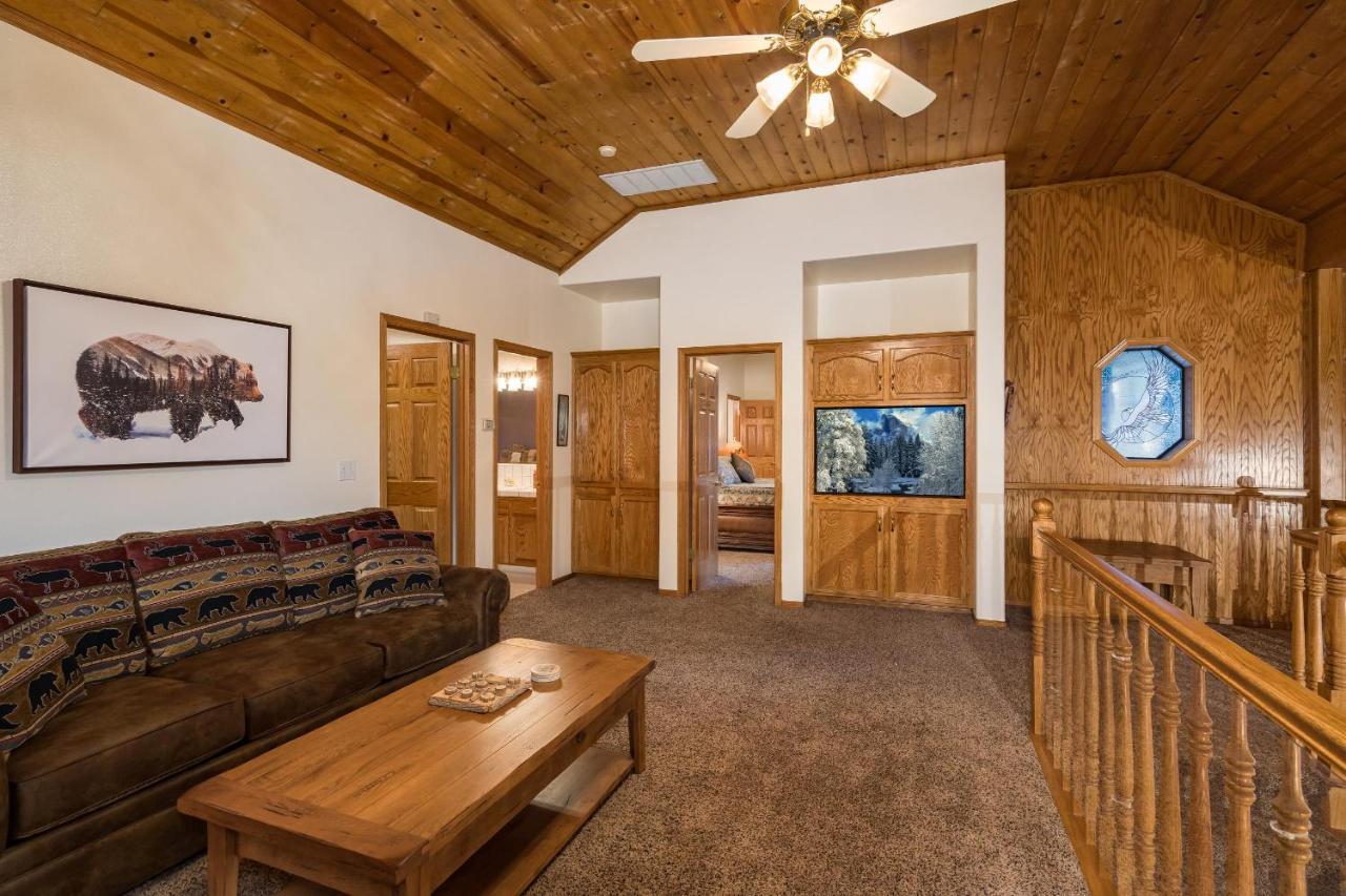 פיש קאמפ Rock Front Lodge מראה חיצוני תמונה